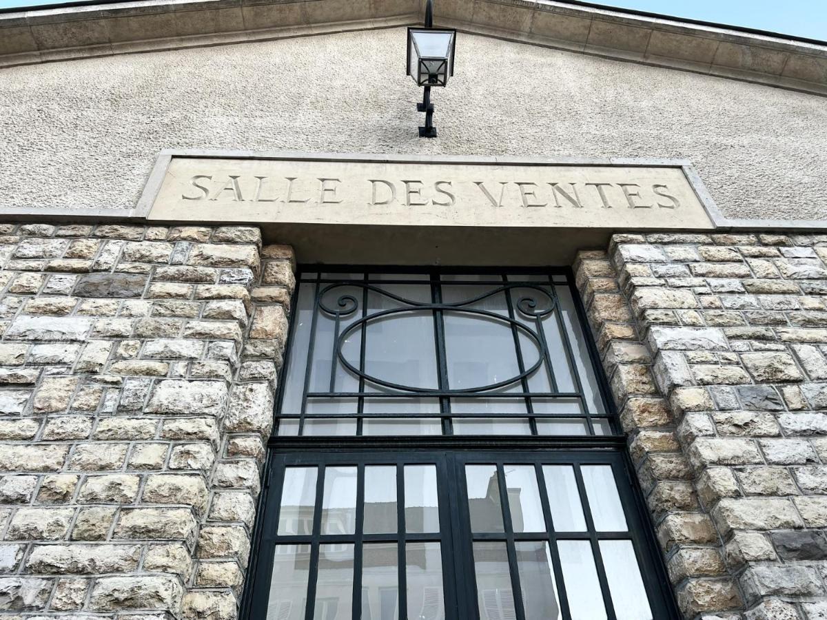 l'Hôtel des Ventes Reims Chativesle Exterior foto